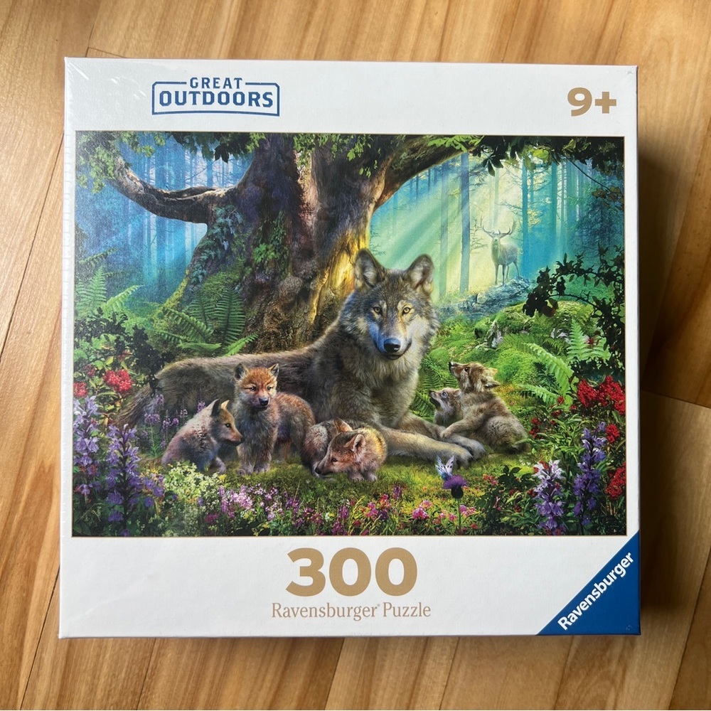 “Wolves in the Forest” Ravensburger Great Outdoors Collection 300 Piece Puzzle